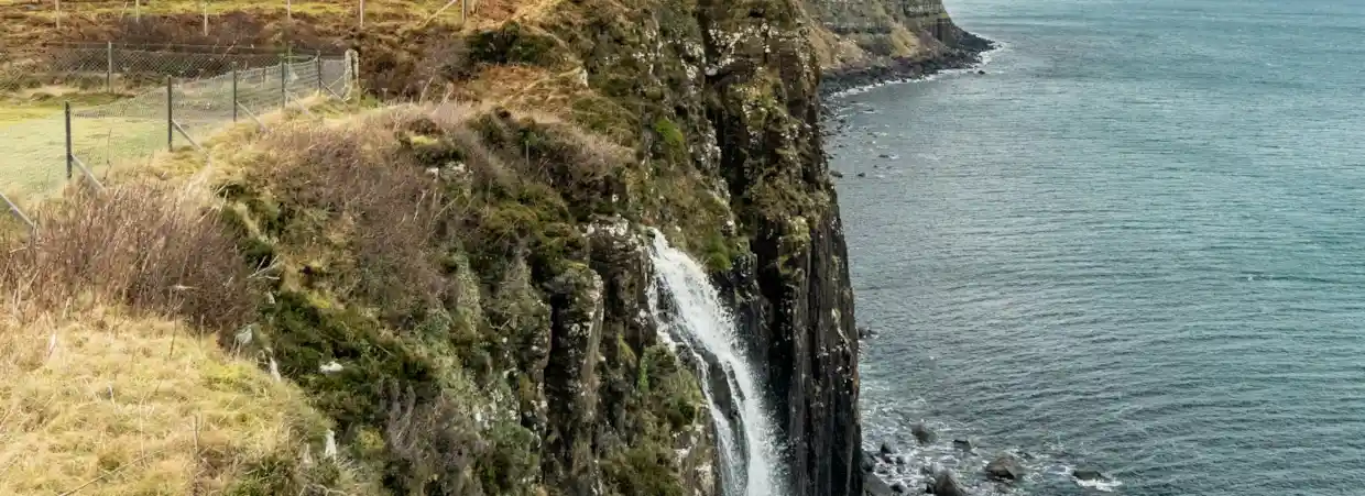 la cascade de kilt Rock sur l'île de Skye