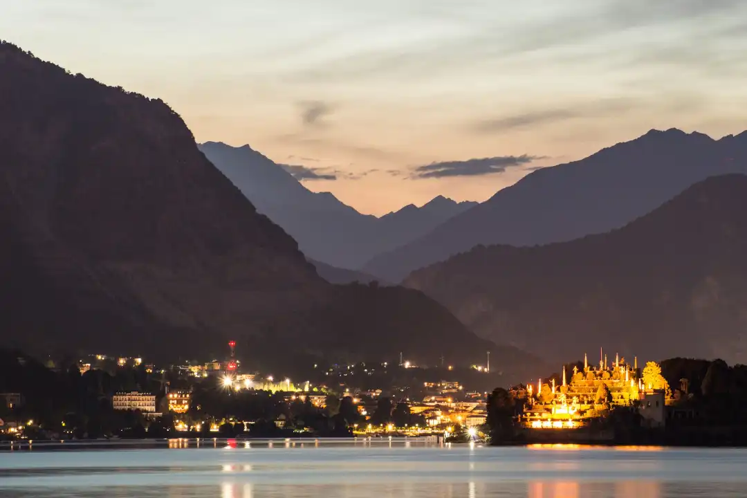 Les îles Borromées le soir depuis Stresa